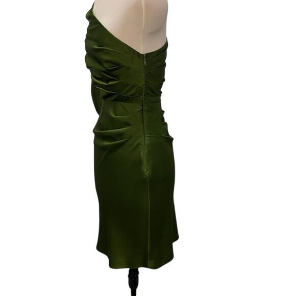 BCBG MAXAZRIA Gorgeous Green Satin One Shoulder Cocktail Dress Size 0 Side Pleat - Picture 3 of 6